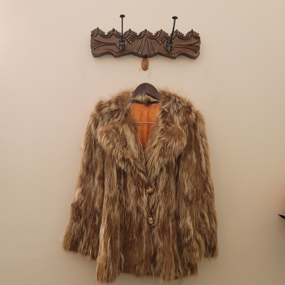 Genuine fur coat - Picture 1 of 11